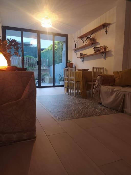 Espectacular Adosado En Viana Con Aparcamiento Gratuito. Villa Bagian luar foto